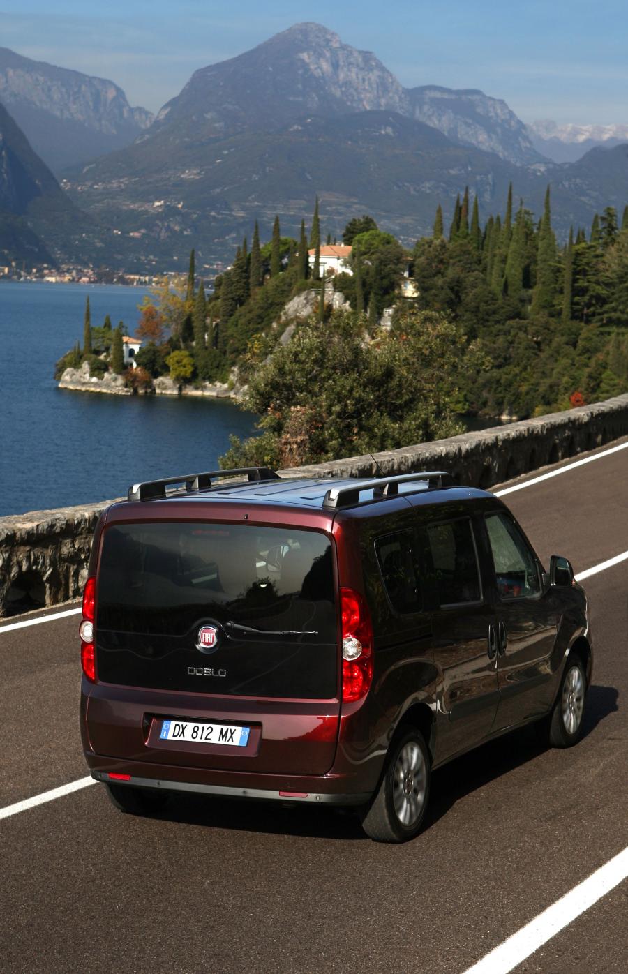  Fiat Doblo (263) 2010 года  (фото 12 из 40)